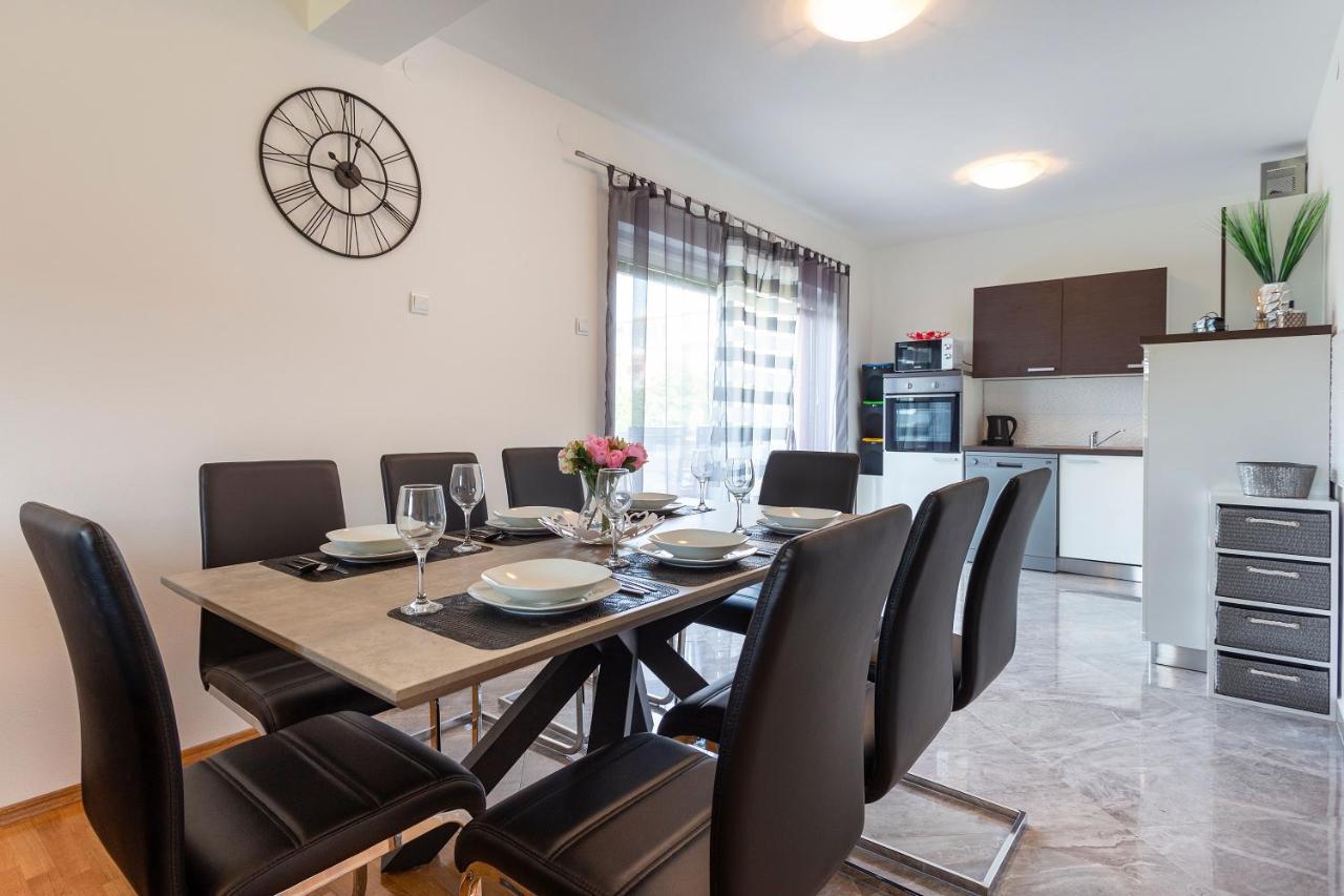 Apartmani Karoca 3 Pula Exteriér fotografie