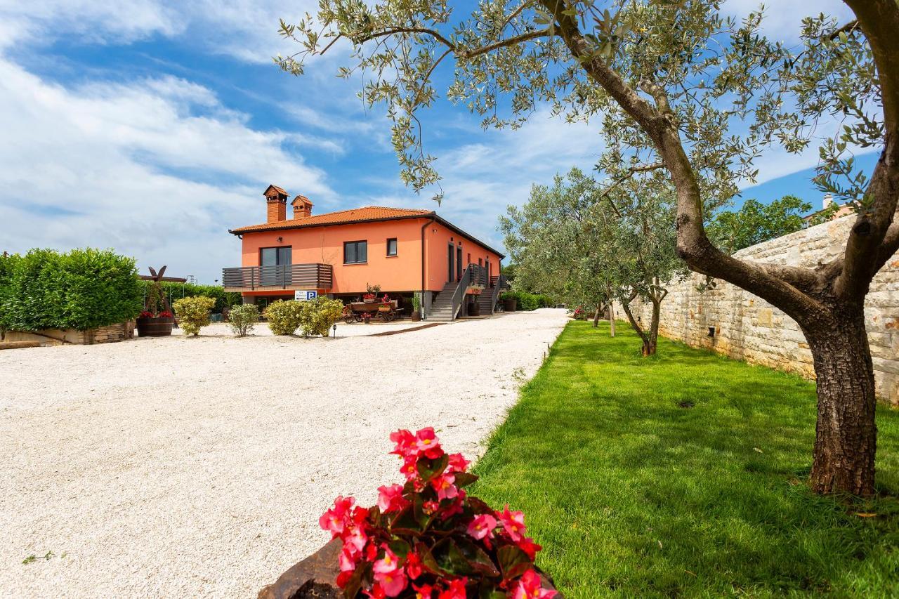 Apartmani Karoca 3 Pula Exteriér fotografie