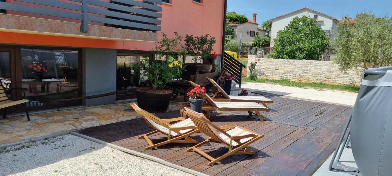 Apartmani Karoca 3 Pula Exteriér fotografie